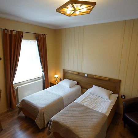 Randuri Guesthouse Виру Екстер'єр фото